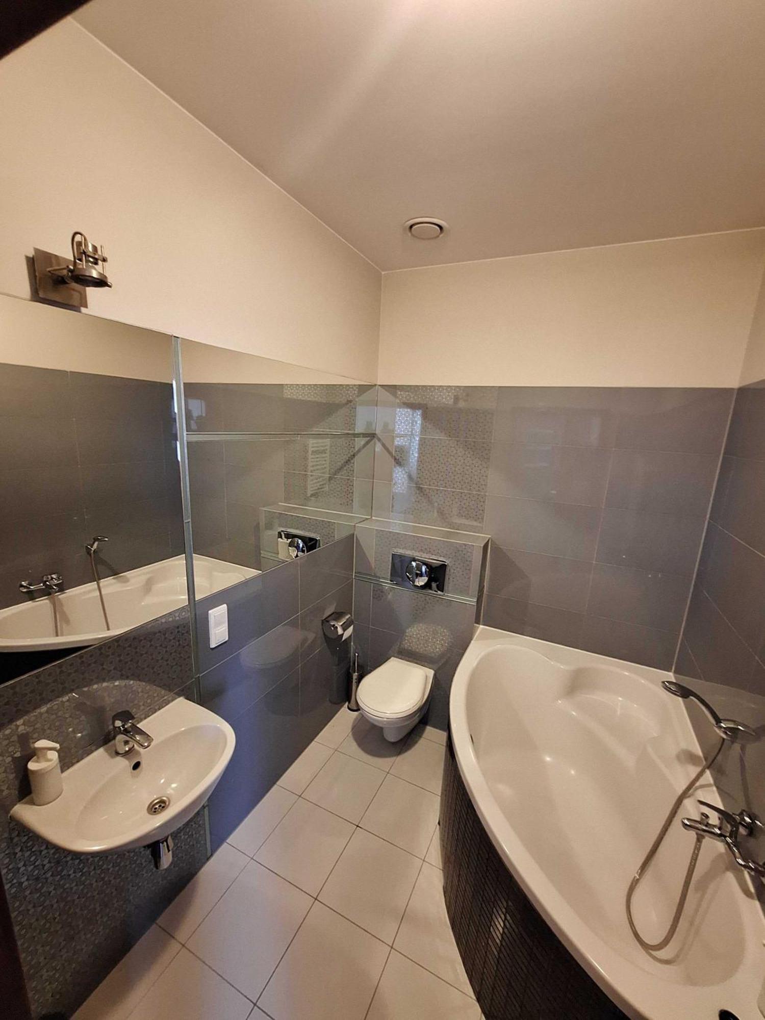 Appartamento Adler Bed&Breakfast Łódź Esterno foto